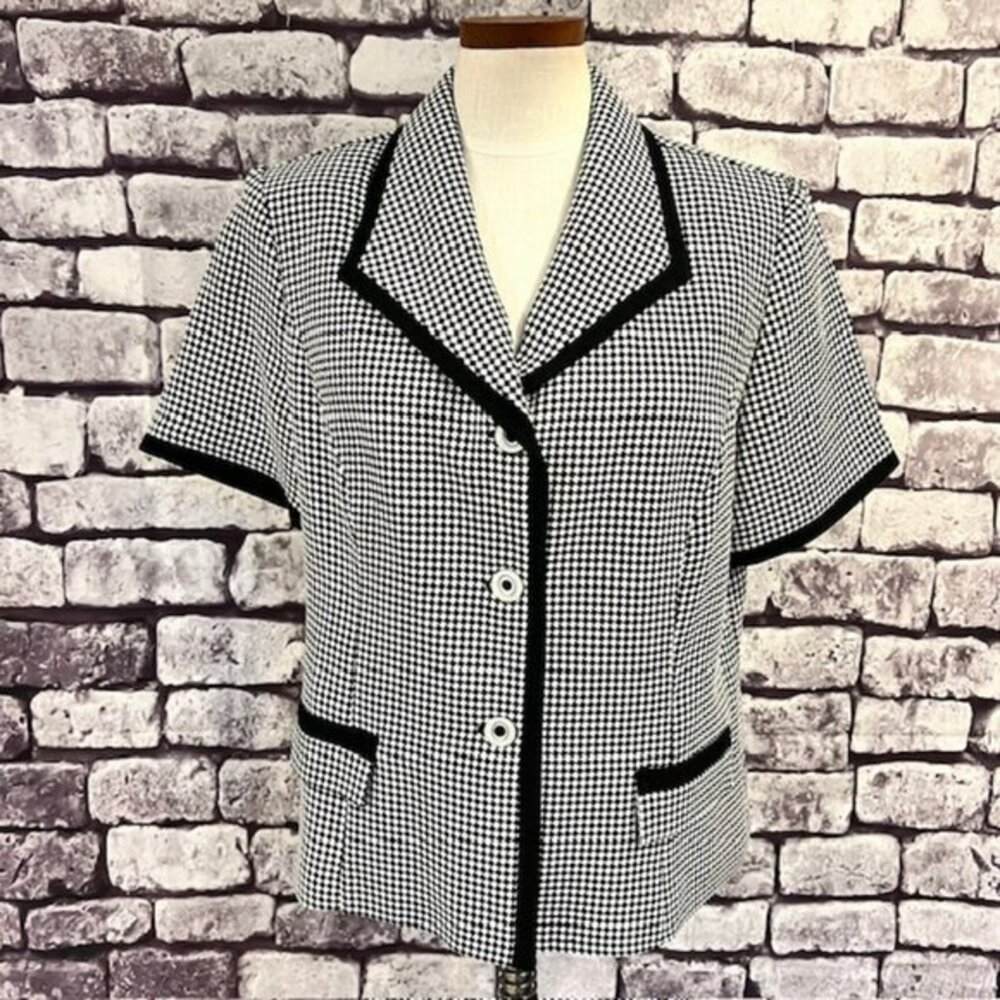 J. Taylor Vintage Black & White Short Sleeve Jacket Size 16